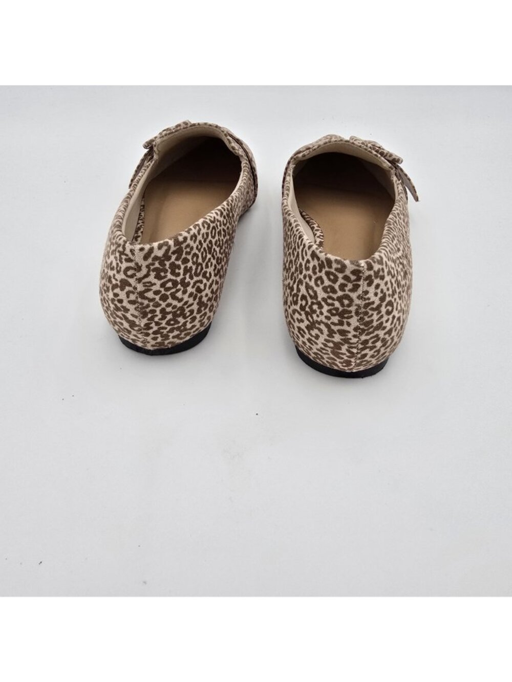 Leopard Print Women’s Pointed Toe Flats Size 6 Brown Textile Pre-Owned - Picture 4 of 7